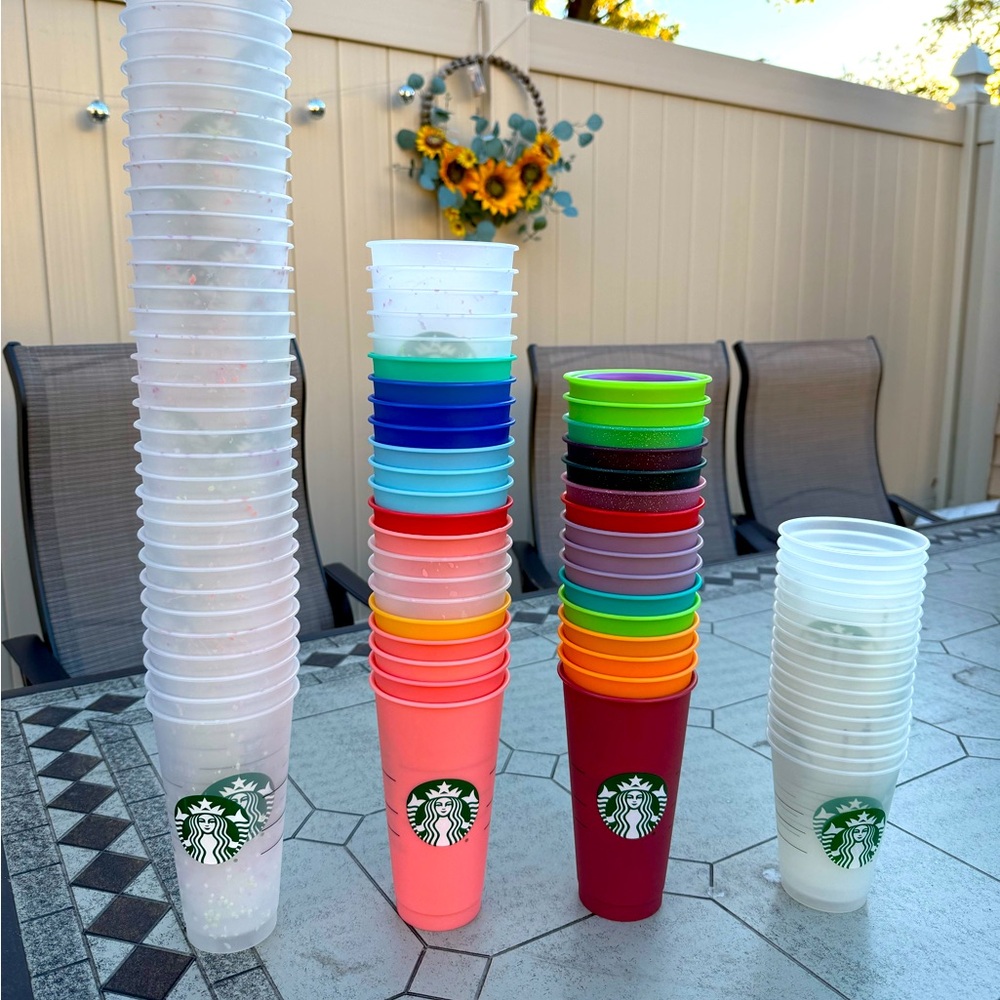 Starbucks Cold Cups Reusable Plastic with Lid/Straw